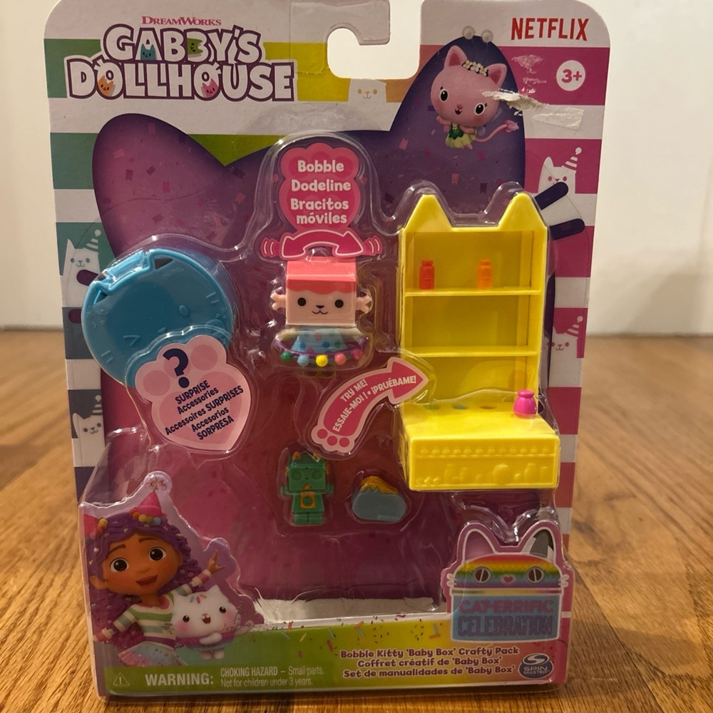 Gabbys dollhouse- Bubble Kitty baby box